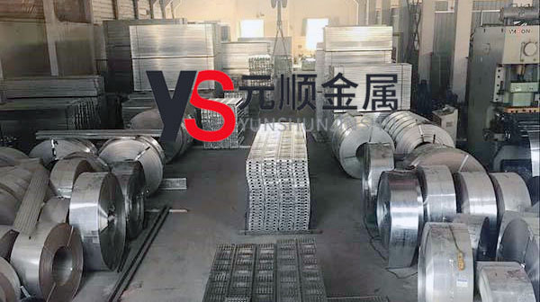 仓库一角